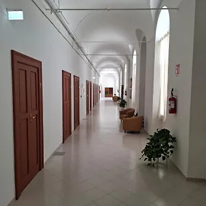 Couette-café Lupi E Agnelli, Bari